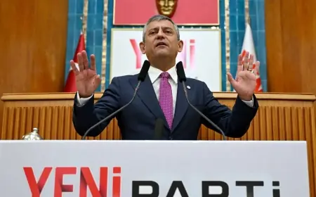 Özgür Özel'den 'çerçeve yasa' açıklaması: 'İmza atma çabamız yok'