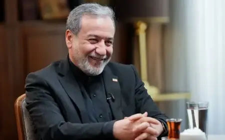 Arakçi: İran ve Umman Hürmüz’de yeni güzergâh anlaşmasına çok yakın