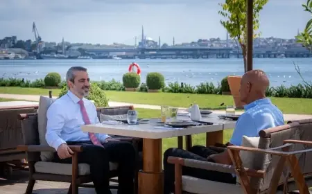 İstanbul’da Suriye diplomasisi: Şeybani ve Barrack bir araya geldi