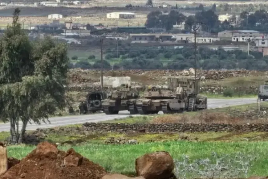 İsrail'den Suriye'nin güneyinde operasyon: Kuneytra'da gözaltılar, Dera'da topçu ateşi
