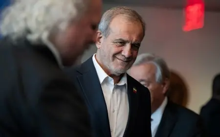 Pezeşkiyan: ABD ve İsrail İran'ı içeriden bölmeye çalışıyor