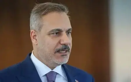 Hakan Fîdan: Divê nasnameya Kurdan li Sûriyeyê bê parastin