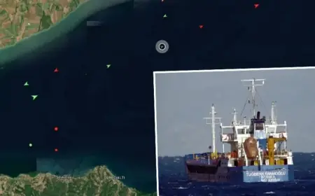 Marmara'da iki ticari gemi çarpıştı: 10 kişi kayıp