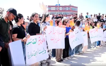 Kobani’de Kürtçe eğitim için kitlesel yürüyüş
