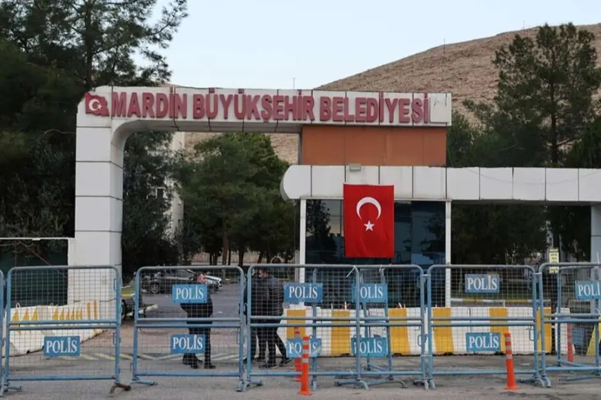Mardin Büyükşehir Belediyesi'nde kayyumun görev süresi uzatıldı