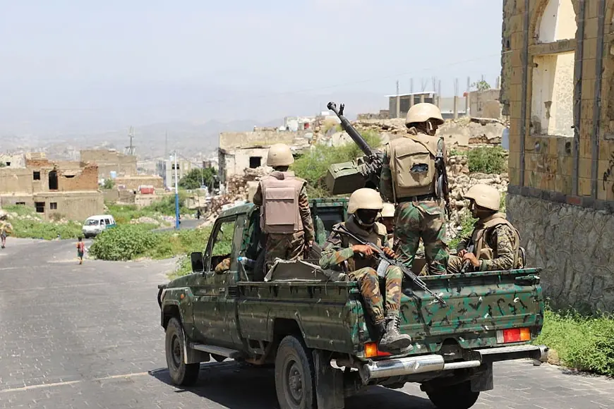 Yemen'de Husiler son 5 yılın en büyük saldırısını başlattı