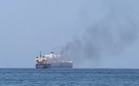 Irak kara sularında Panama bayraklı petrol tankerine saldırı