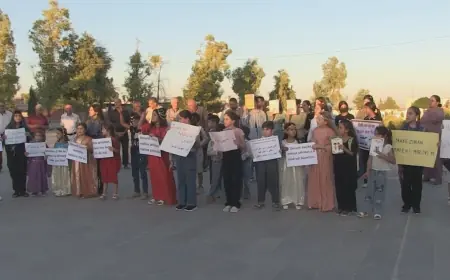 Xwendekar û mamoste li Qamişloyê: Perwerdeya bi zimanê dayikê mafekî rewa ye