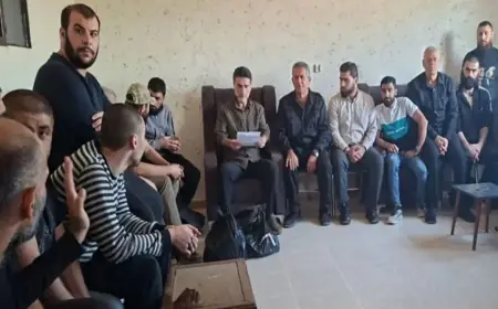 Suriye yönetimi esir tutulan 49 DSG savaşçısını serbest bıraktı