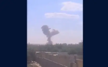 Deyrezzor’da silah deposunda şiddetli patlama