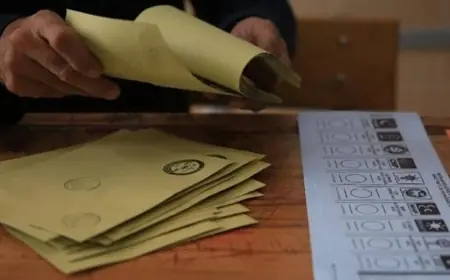 Ağustos ayındaki 11 anketin ortalaması açıklandı: Partilerin oy oranları nasıl değişti?