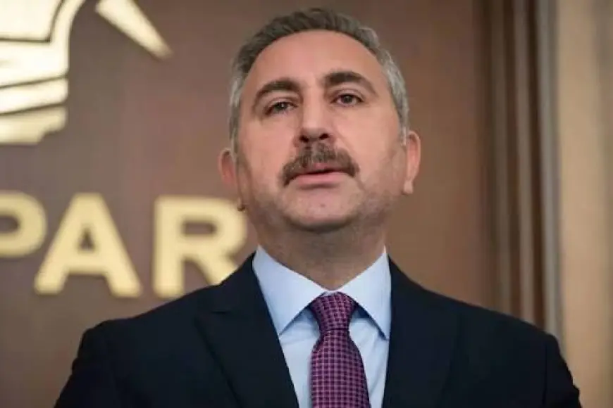 AK Partî: Tirkiye bêyî aliyê sêyê pirsa Kurdan çareser dike