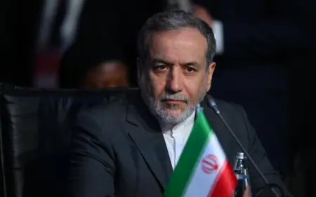 İran Dışişleri Bakanı: Savaşa da, diplomasiye de hazırız