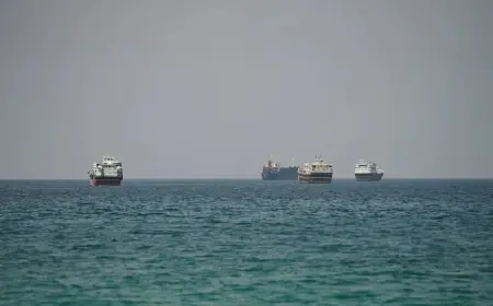 Hürmüz Boğazı'ndan geçiş yapan tankere saldırı