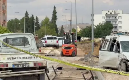 Mardin'de belediye ekiplerine araç çarptı: 1 işçi hayatını kaybetti, 2 yaralı