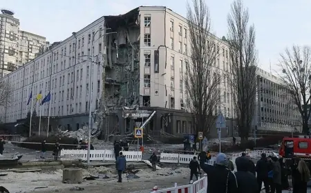 Rusya'dan yabancılar ve diplomatlara Kiev'i terk etme uyarısı