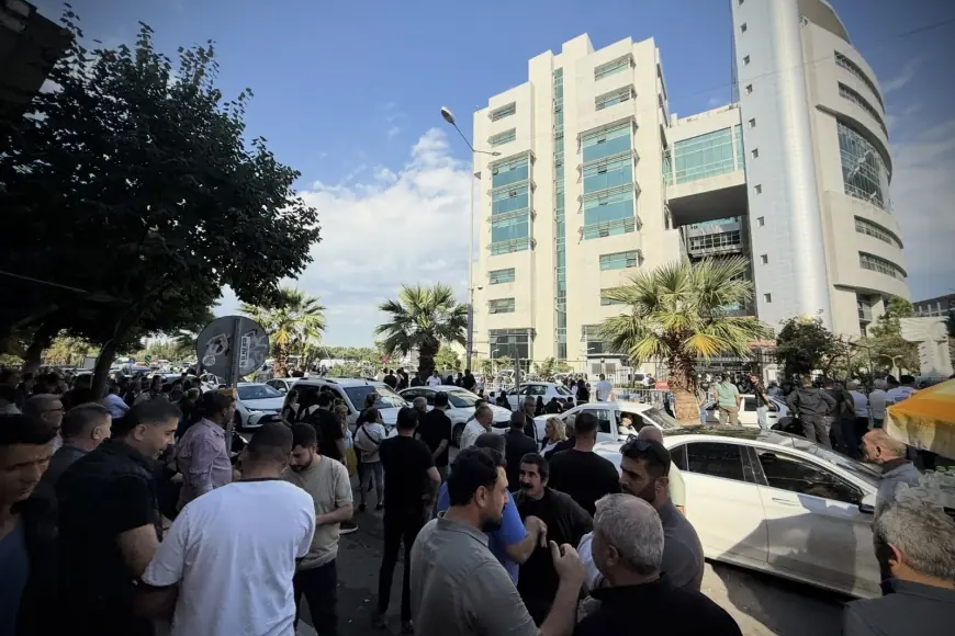 Mersin'de iki belediye başkanı tutuklandı