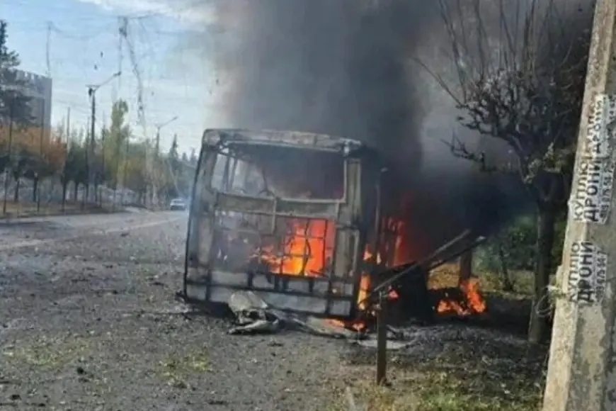 Ukrayna'da iki yolcu otobüsüne saldırı: En az 30 ölü