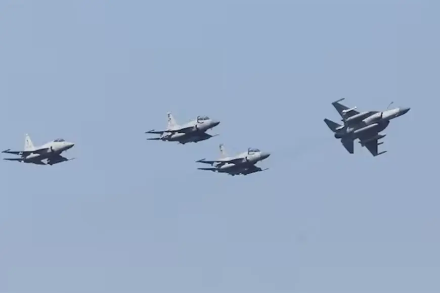 Pakistan savaş uçakları Yemen'de Husileri vuruyor