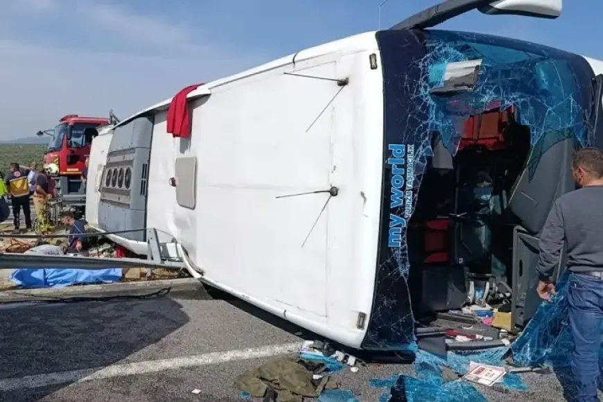 Manisa’da TIR ile tur otobüsü çarpıştı! 11 ölü, çok sayıda yaralı