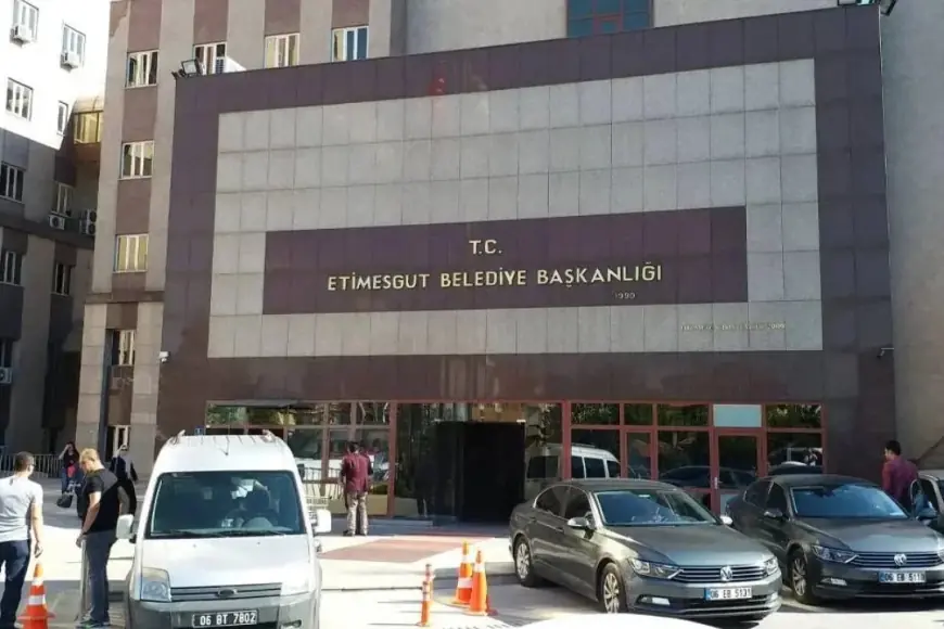CHP'li Etimesgut Belediyesi'ne operasyon: 25 kişi gözaltına alındı