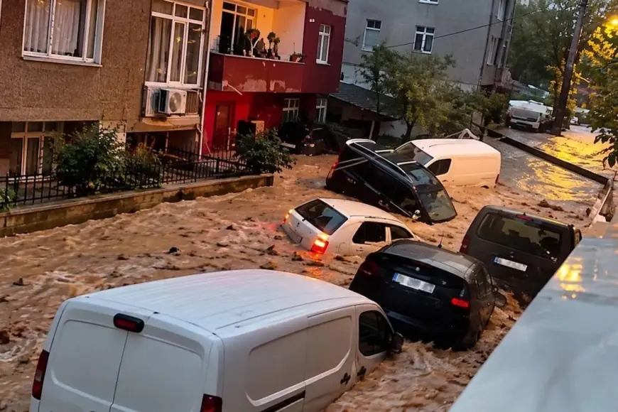 İstanbul'da sel felaketi: 2 kişi hayatını kaybetti, birçok ilçe sular altında kaldı
