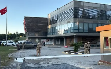 Adana'da Çukurova Belediyesi'ne operasyon: 44 gözaltı