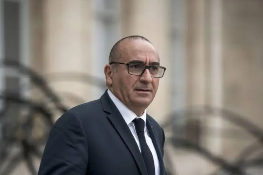 Fransa İçişleri Bakanı Nunez istifasını sundu, Macron reddetti
