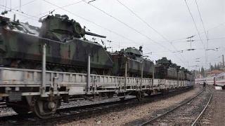 Dewleta Tirkiyê hêzeke mezîn a leşkerî dişîne Kurdistana Rojava