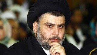 Alîgirên Mûqteda Sadir îro jî li taxa Sadir kom bûn û dest bi xwepêşandanê kirin.