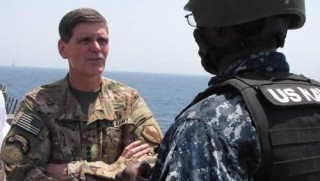 Fermandarê amerîkî: Li Sûriyeyê pêwistiya me bi leşkerên zêde heye