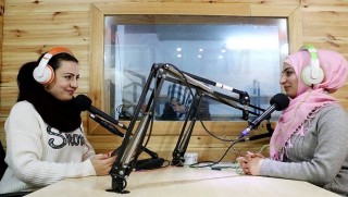 Radyoyek li Amûdê tenê bo jinan weşanê dike