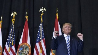 Di rêvebiriya Trump de qelşa duyemîn