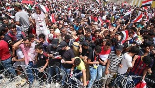 Bexda amadehiya xwepêşandaneke bi milyonî dike