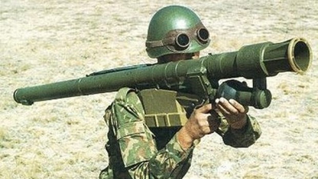 Amerîka mûşekên MANPADS radestî opozîsyona Sûriyê dike