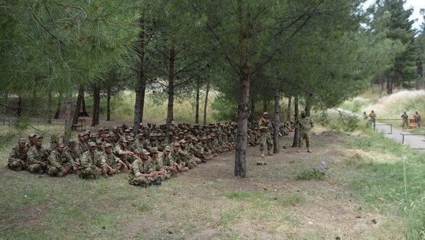 Tirkiye li hemberî YPGê ji ASAyê artêşeke 10 hezar kes ava dike
