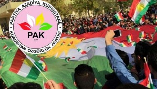 Ji PAK'ê jibo piştgirî dana referandûmê bi 10 zimanan bangewazî