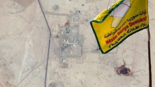 Rûsya noqteyên YPG`ê bombebaran dike