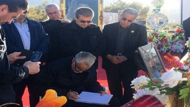 Qasim Silêmanî  tirba Mam Celal ziyaret kir