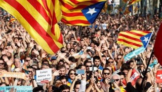 Herêmek Serxwebûna Katalonya'yê naskir!