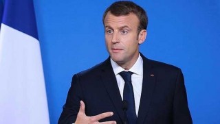 Serokê Fransa, Macron ji Ebadî xwast hêza serbazî li dijî Kurdistanê bikar nehîne