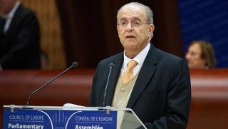 Qibris: Em amadene alîkariyên leşkerî Pêşmergê re bişînin!