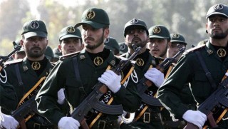 Îran milîsên xwe yên li Sûriyê vedikişîne