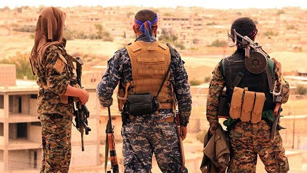 Fermandarê amerîkî: Piştgiriya me bo hêzên HSDê dewam dike