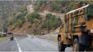 Li Êlihê teqîn... kuşti û birîndar heye