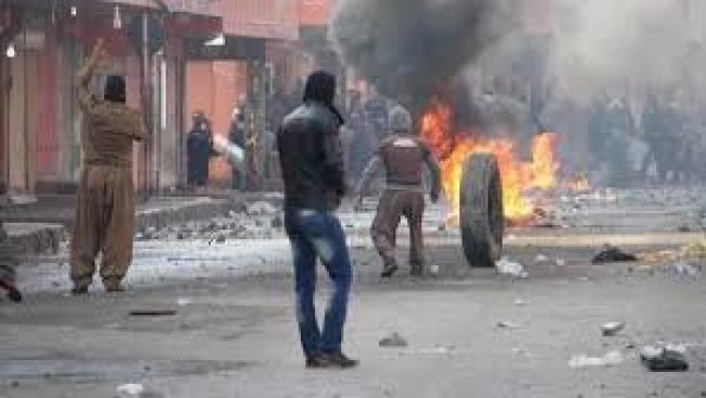 Li Helebceyê avahiyên şaredarî, qaymeqamî û polîsê trafîkê hatin şewitandin