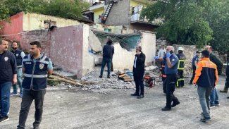 Li Meletiyê dîwar hilweşiya