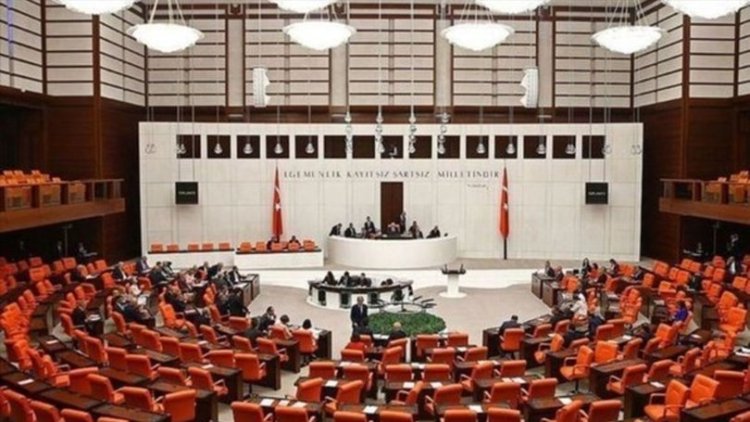 DIERG: Divê partiyên siyasî di bernameya xwe de cih bidin perwerdeya fermî ya bi Kurdî