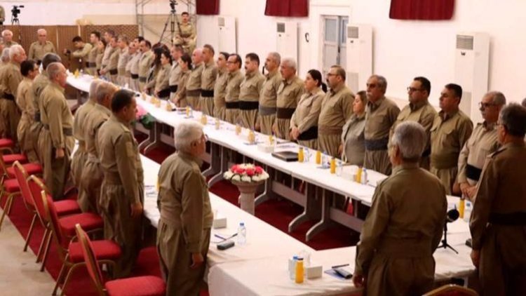 Her du hizbên Rojhilatê Kurdistanê bi fermî bûn yek