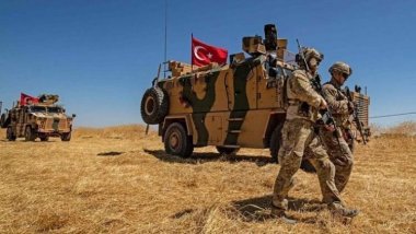Leşkerekî Tirkiyê li ser sînorê Rojavayê Kurdistanê hat kuştin